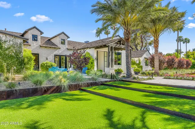 $8,750,000 | 6235 East Montecito Avenue, Scottsdale, AZ 85251