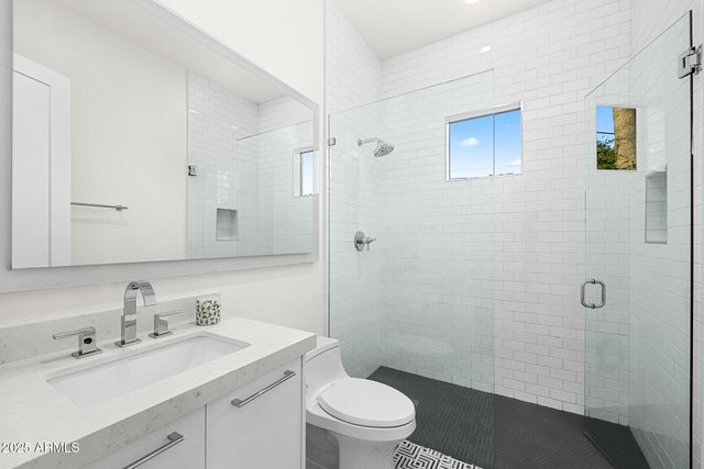 $8,750,000 | 6235 East Montecito Avenue, Scottsdale, AZ 85251