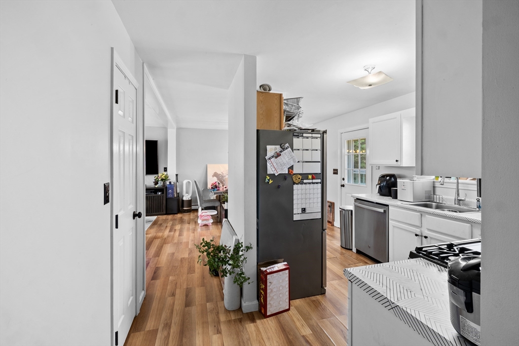 88 Old Fall River Road Swansea, MA 02777 - Photo 13 of 20 Gallery Image 13