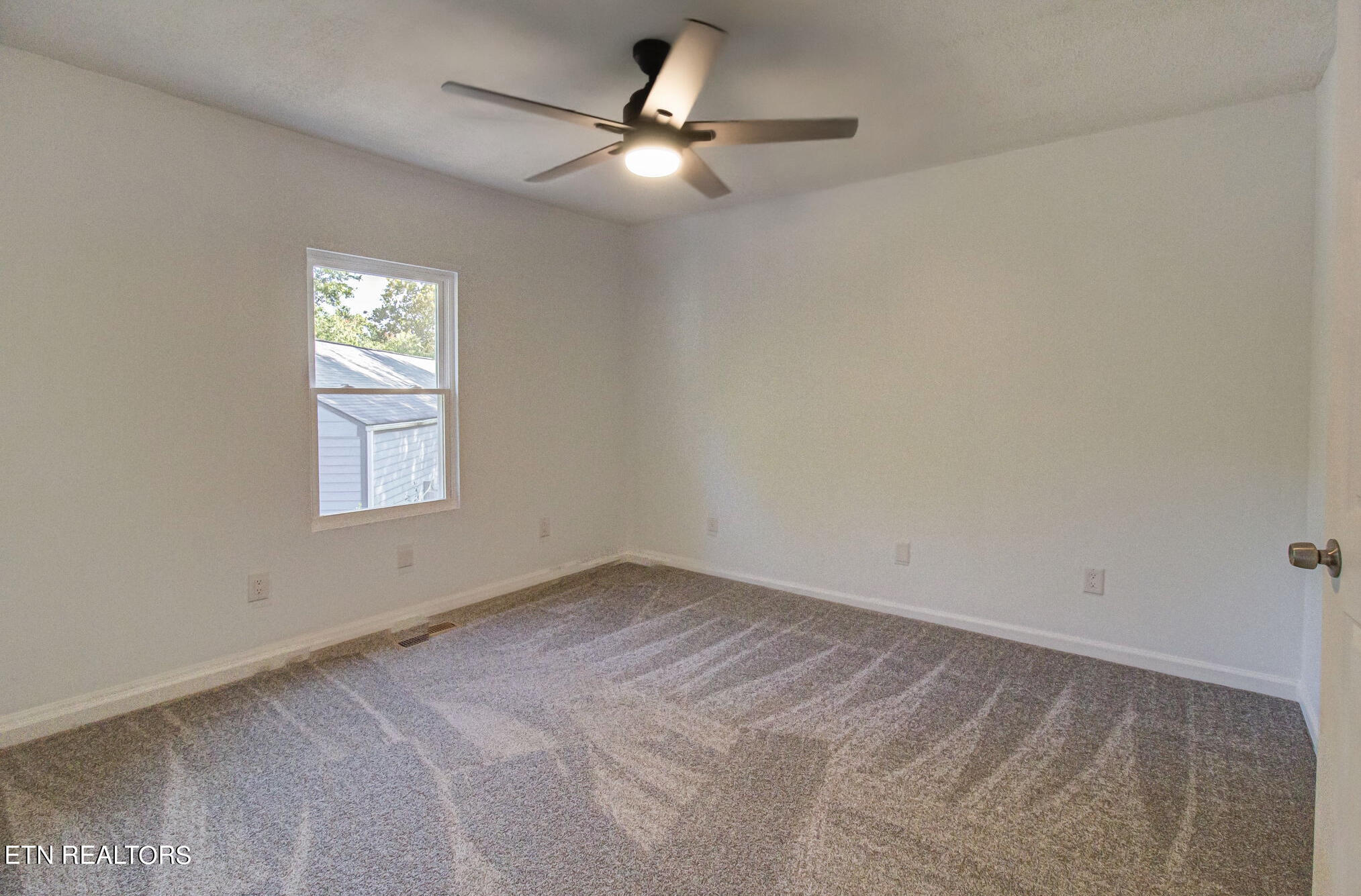 110 Hamilton Circle Oak Ridge, TN 37830 - Photo 24 of 33 IMG_0194