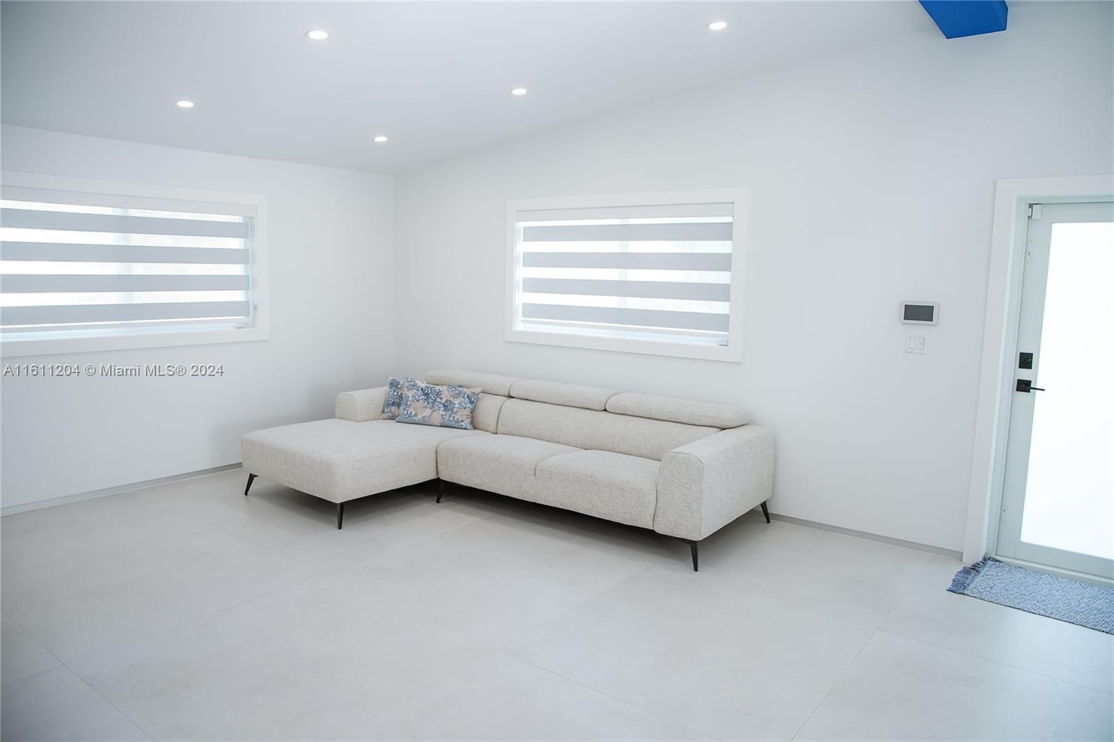 873 Ellen Drive Key Largo, FL 33037 - Photo 12 of 32 Gallery Image 12