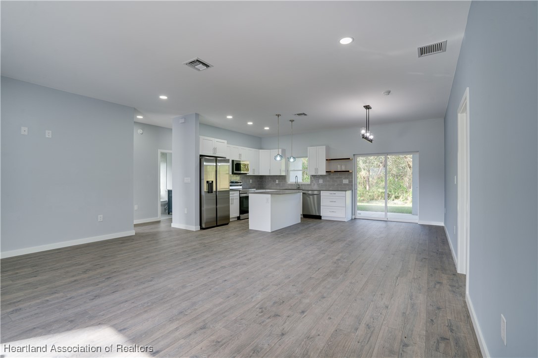 3905 Barbarossa Avenue Sebring, FL 33872 - Photo 16 of 49