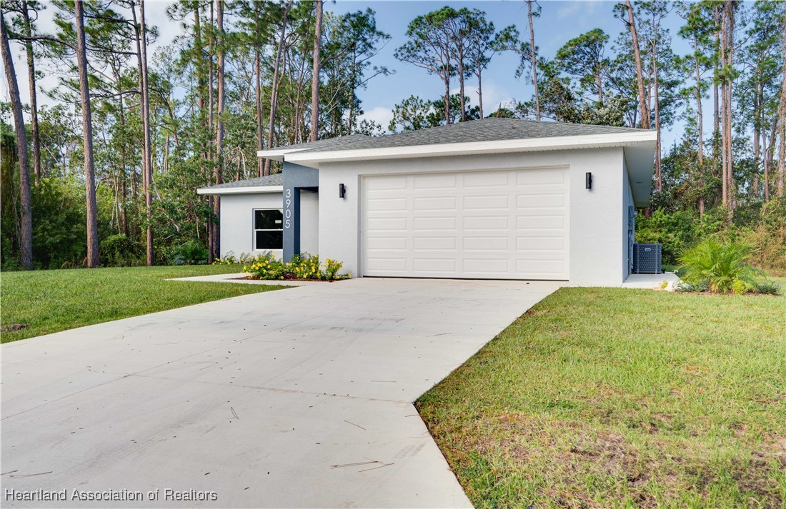 3905 Barbarossa Avenue Sebring, FL 33872 - Photo 2 of 49