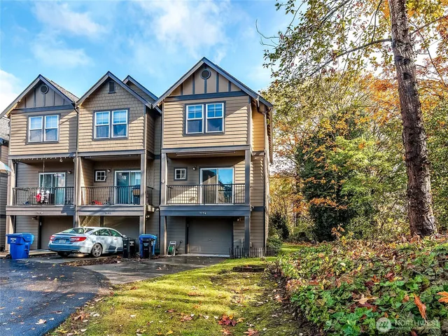 $3,350 | 7174 Shinkle Place Southwest, Seattle, WA 98106