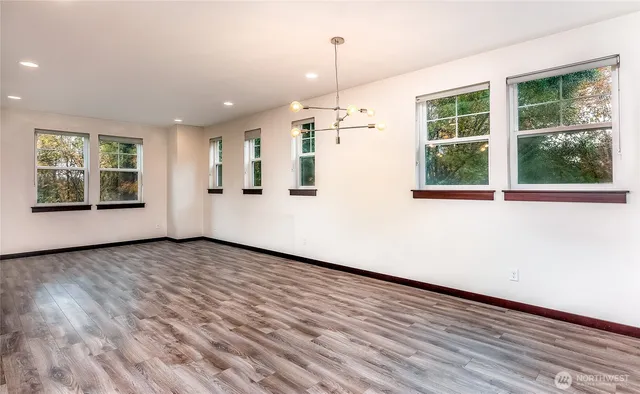 $3,350 | 7174 Shinkle Place Southwest, Seattle, WA 98106