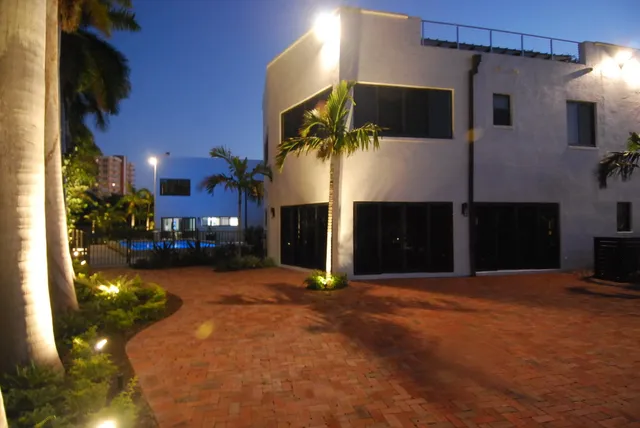 $10,000 | 1121 Bel Air Drive, Unit 4, Highland Beach, FL 33487