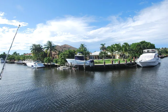 $10,000 | 1121 Bel Air Drive, Unit 4, Highland Beach, FL 33487