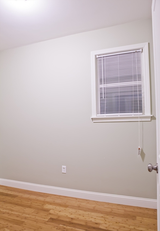 195 West 3rd Street, Unit 4 Boston, MA 02127 - Photo 12 of 16