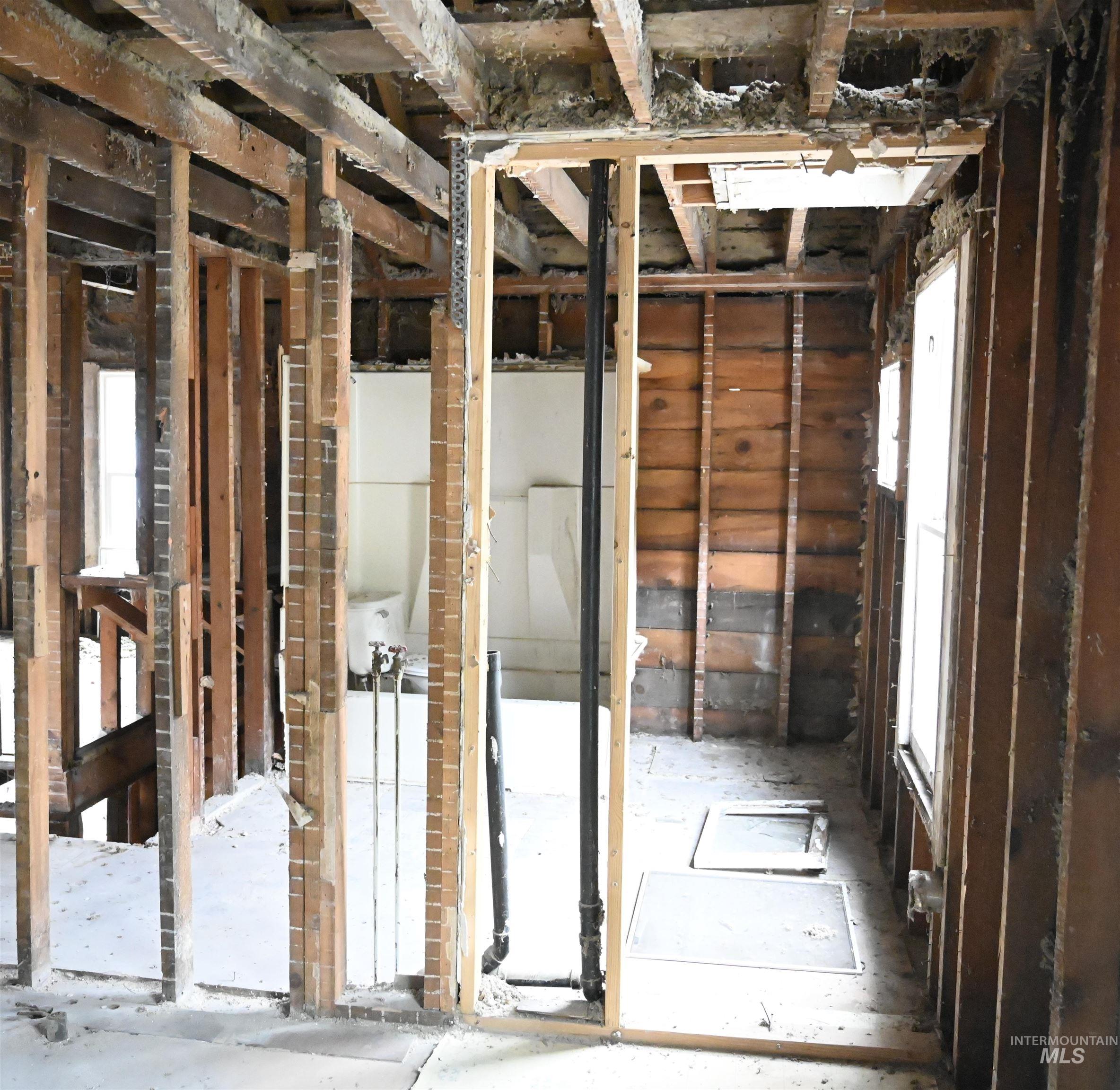 704 Riverside Avenue Orofino, ID 83544 - Photo 12 of 23 View of miscellaneous room