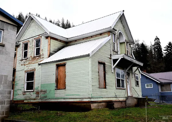 $210,000 | 704 Riverside Avenue, Orofino, ID 83544