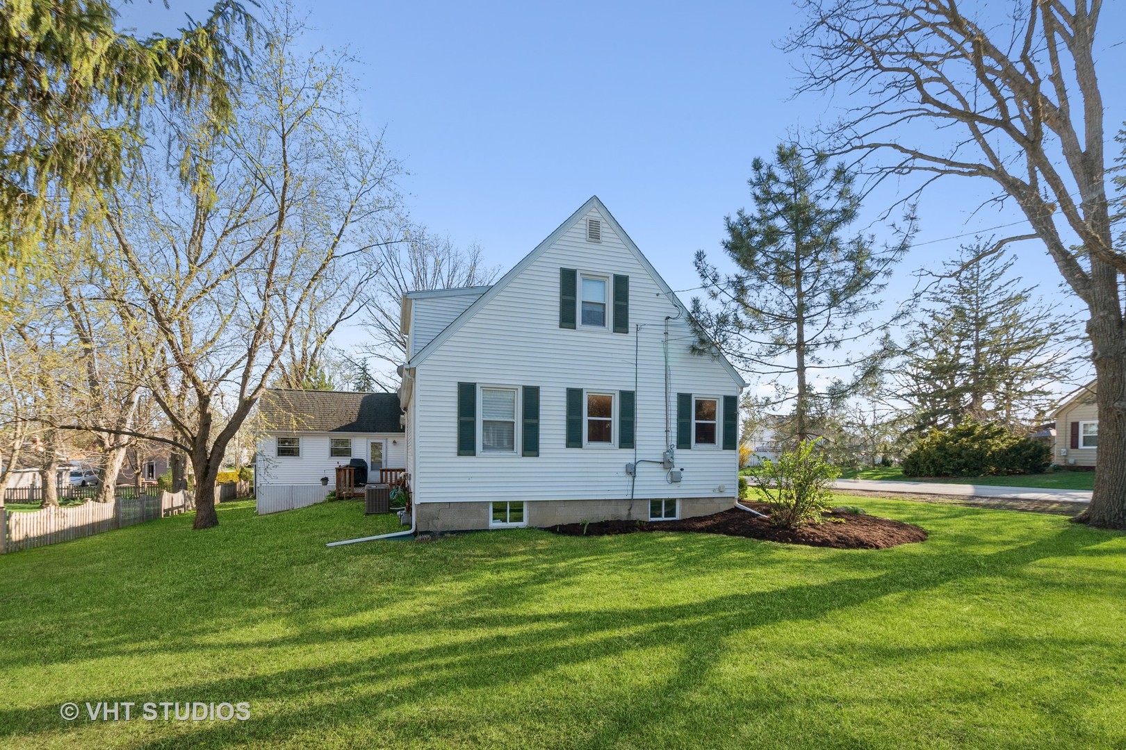 620 Root Street New Lenox, IL 60451 - Photo 2 of 16