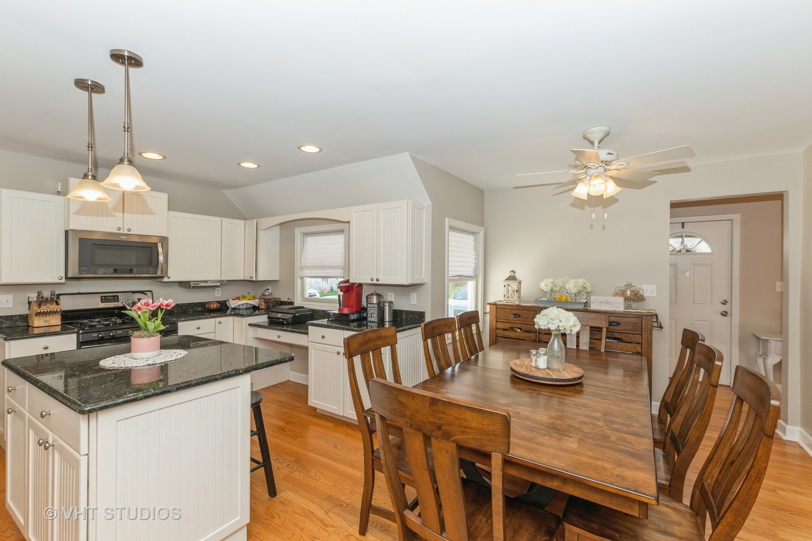 620 Root Street New Lenox, IL 60451 - Photo 8 of 16