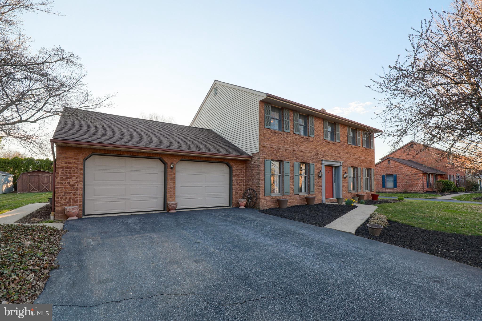 805 Scott Lane Lititz, PA 17543 - Photo 2 of 51
