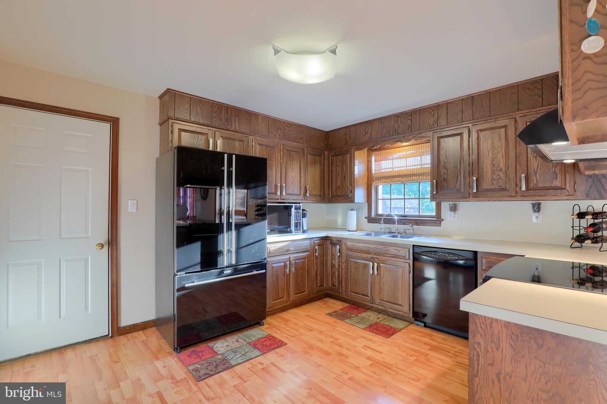 805 Scott Lane Lititz, PA 17543 - Photo 5 of 51