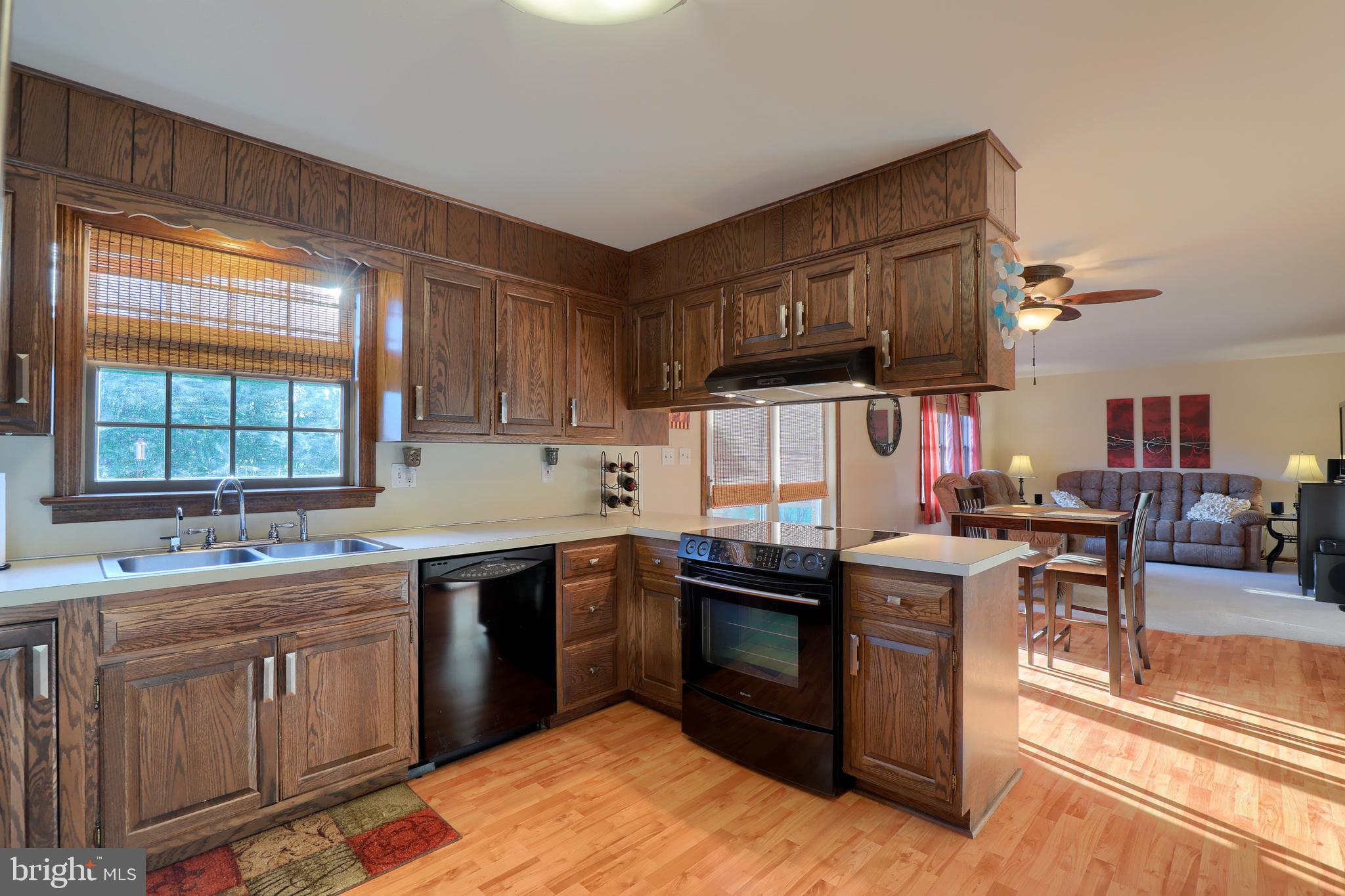 805 Scott Lane Lititz, PA 17543 - Photo 7 of 51