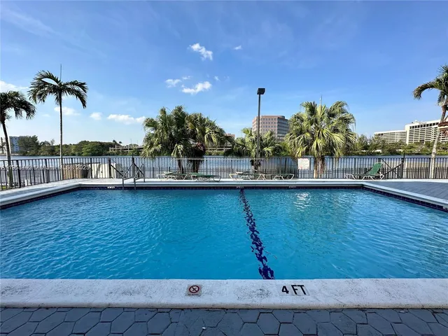 $2,200 | 5249 Northwest 7th Street, Unit 217, Miami, FL 33126