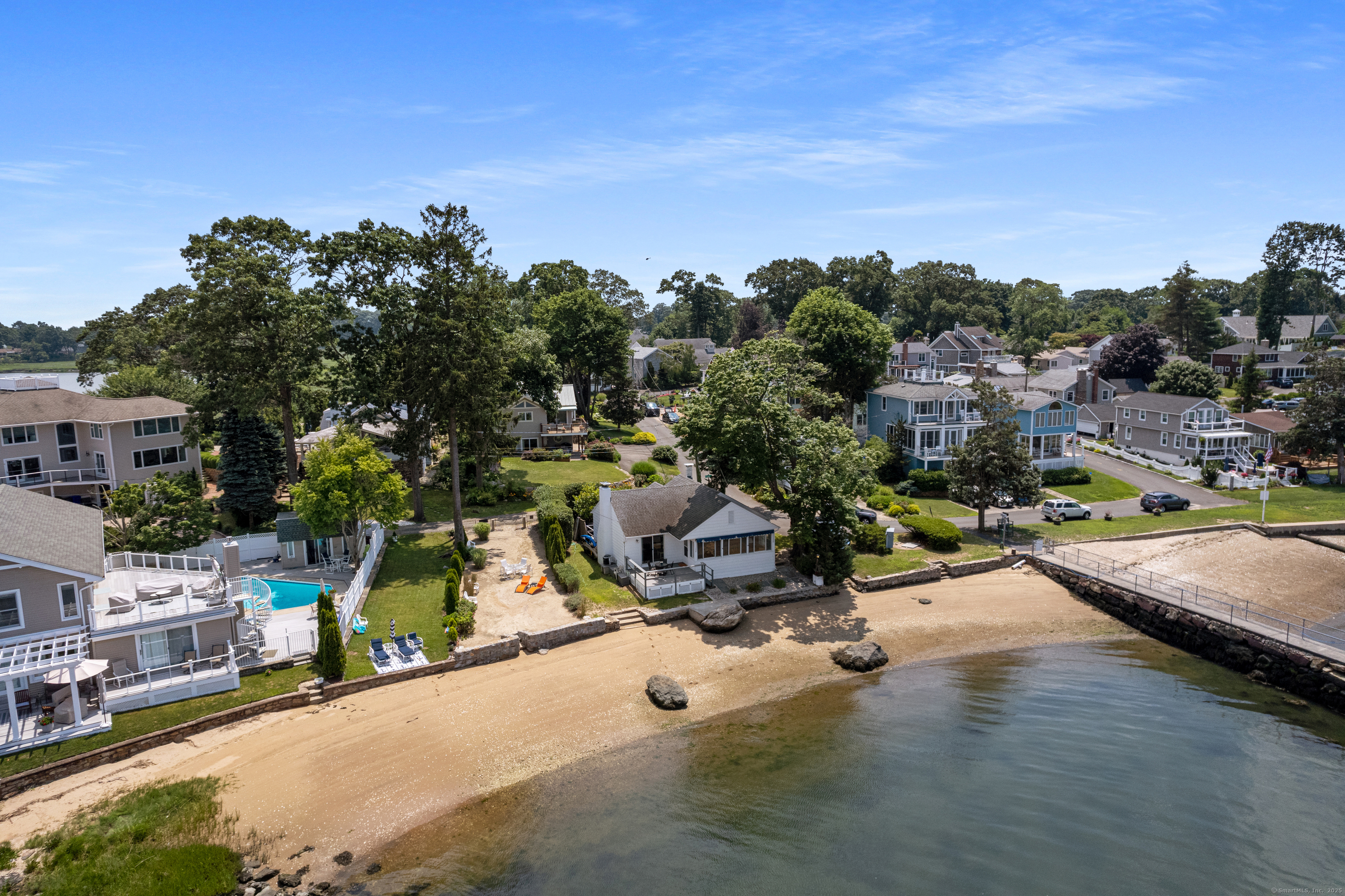15 River Road Branford, CT 06405 - Photo 4 of 32