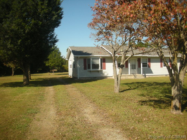 2862 Weems Road Weems, VA 22576 - Photo 3 of 19