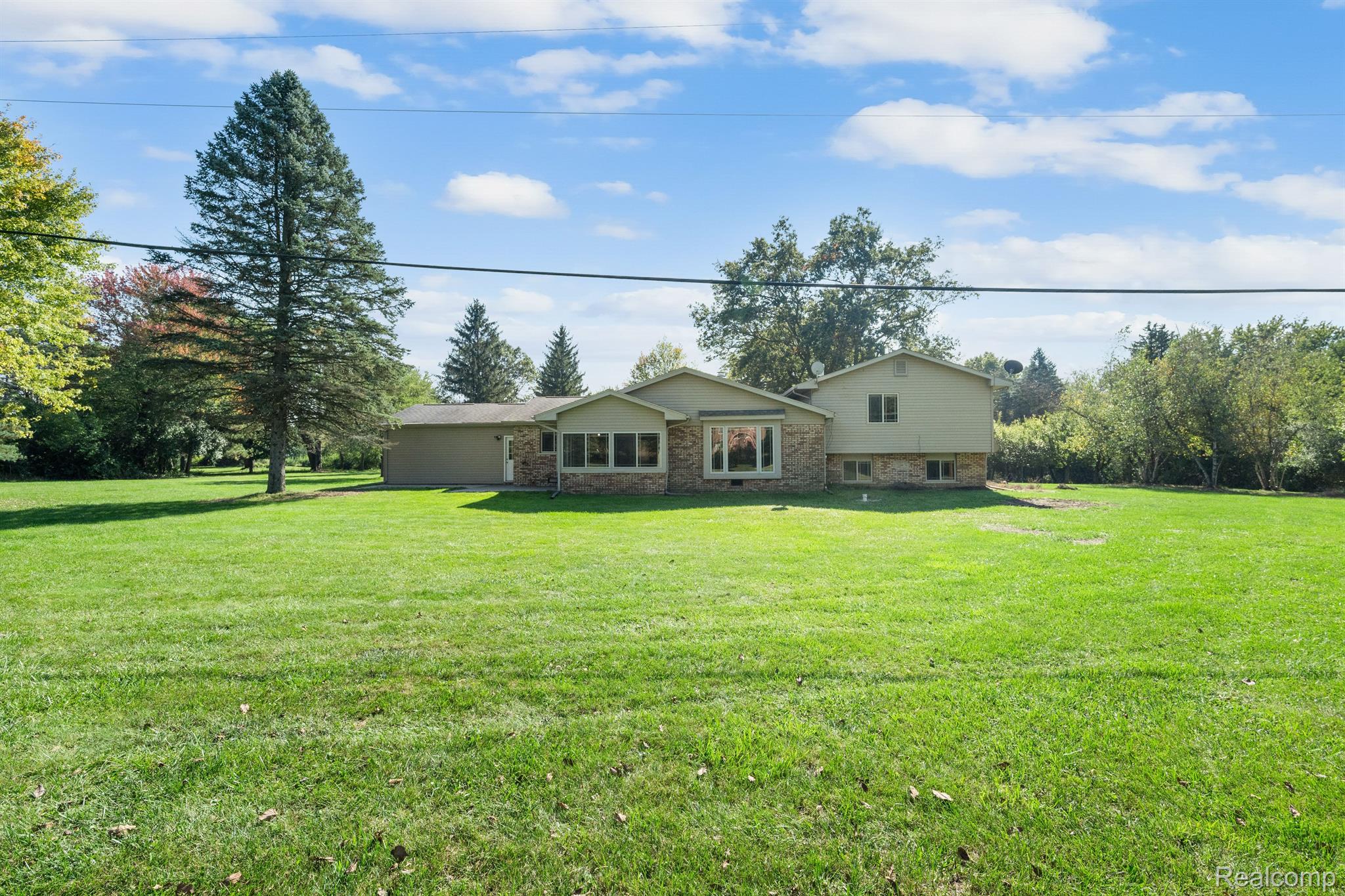 1255 East Buell Road Rochester, MI 48306 - Photo 32 of 37 Gallery Image 32