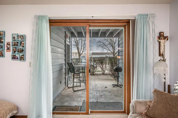 $129,900 | 232 South Dewey Street, Unit 102, Fairmont, MN 56031