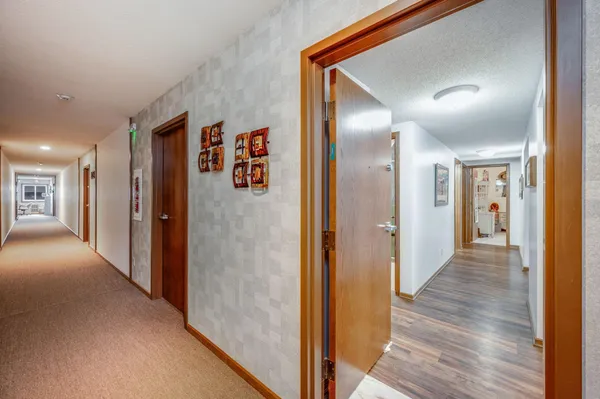 $129,900 | 232 South Dewey Street, Unit 102, Fairmont, MN 56031