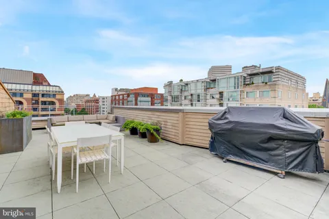 $2,700 | 1311 13th Street Northwest, Unit 103, Washington, DC 20005