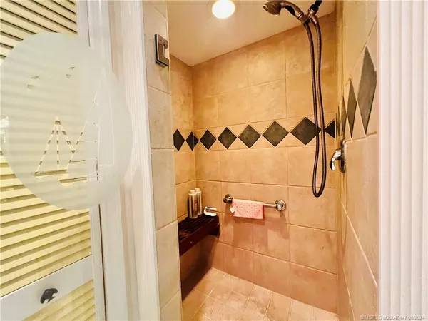 $2,500 | 10044 South Ocean Drive, Unit 102, Jensen Beach, FL 34957