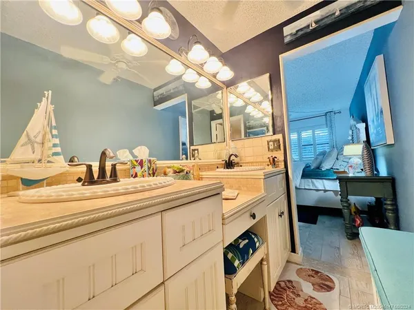 $2,500 | 10044 South Ocean Drive, Unit 102, Jensen Beach, FL 34957
