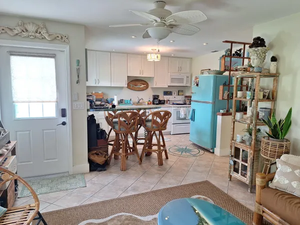 $2,900 | 217 Southeast 2nd Avenue, Boynton Beach, FL 33435