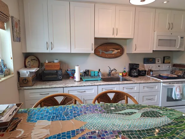 $2,900 | 217 Southeast 2nd Avenue, Boynton Beach, FL 33435