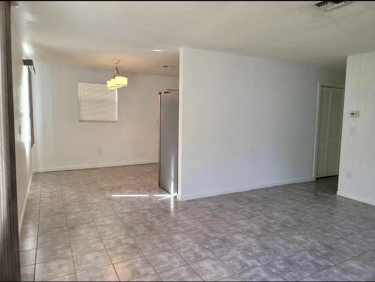 2016 Golfview Court Fort Pierce, FL 34950 - Photo 6 of 7 WhatsApp Image 2024-03-22 at 09.14.50_f8