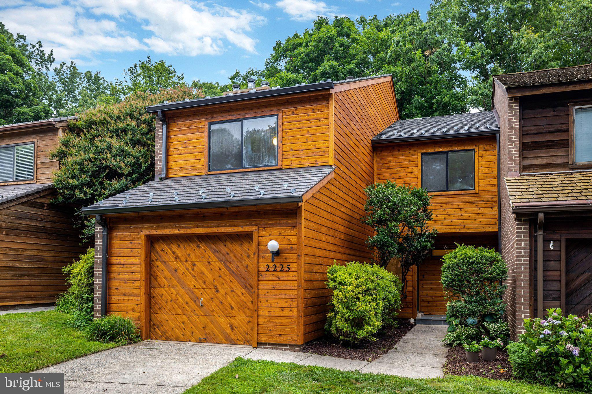 2225 Cedar Cove Court Reston, VA 20191 - Photo 1 of 59