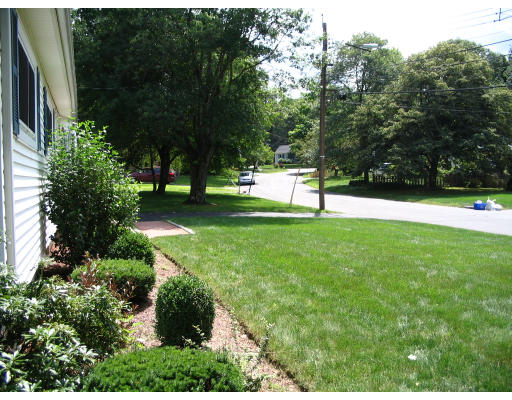 9 Whittemore Road Framingham, MA 01701 - Photo 4 of 15 a view of a garden with trees