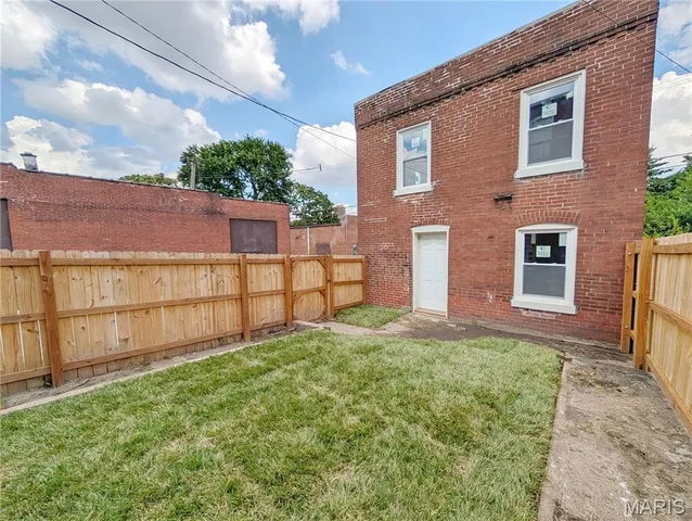$295,000 | 3000 California Avenue, St. Louis, MO 63118