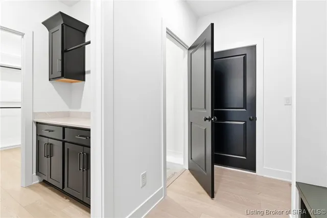 $659,000 | 713 Lillian Way, Jeffersonville, IN 47130