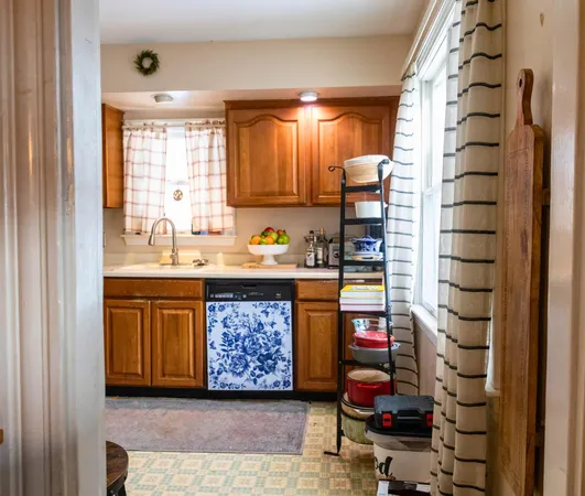$240,000 | 15 North Street, Dixfield, ME 04224