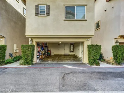 $749,900 | 6840 De Celis Place, Lake Balboa, CA 91406