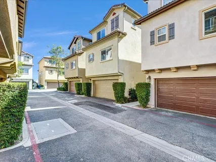 $749,900 | 6840 De Celis Place, Lake Balboa, CA 91406