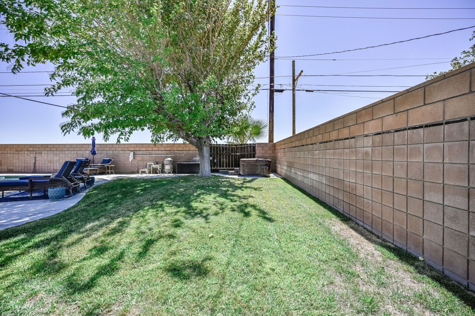 417 West Perdew Avenue Ridgecrest, CA 93555 - Photo 36 of 41