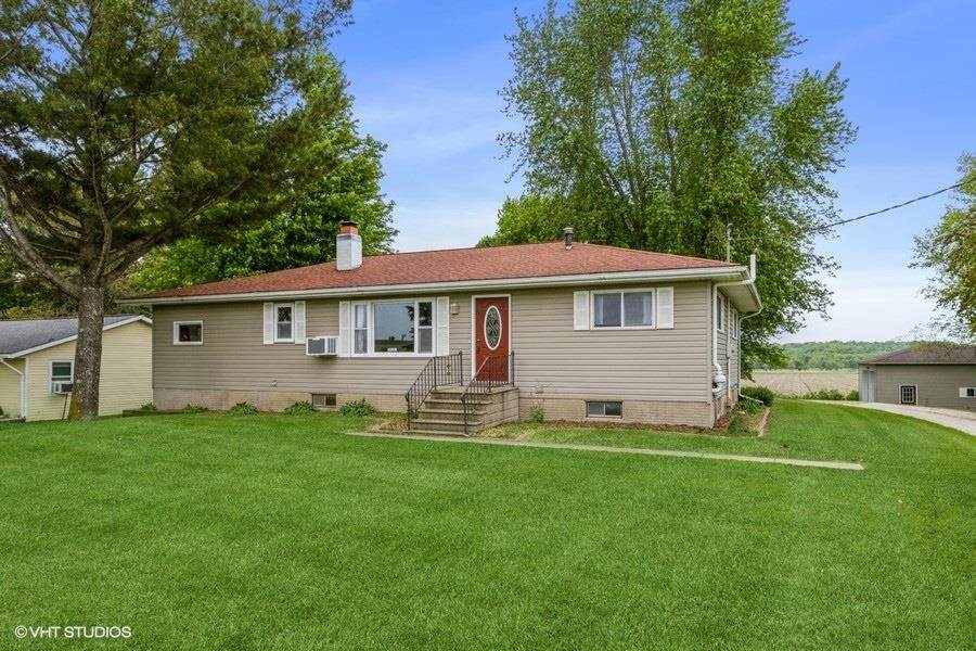 1727 Black Diamond Road Southwest Oxford, IA 52322 - Photo 1 of 31 Gallery Image 1