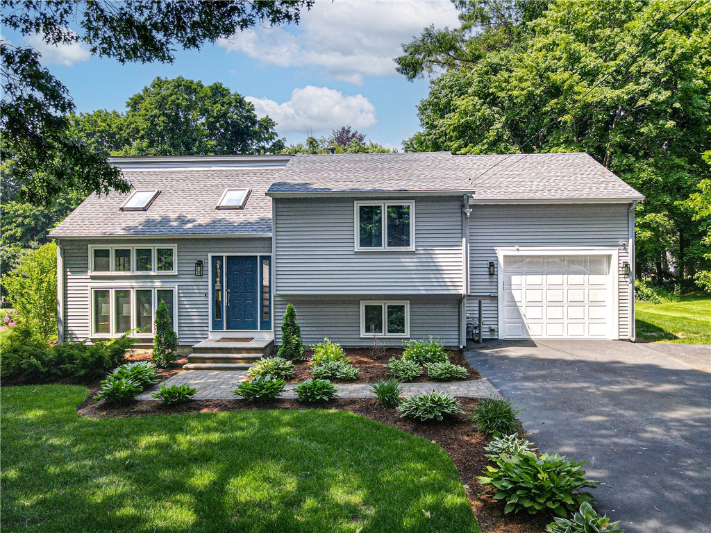 74 Olney Arnold Road Cranston, RI 02921 - Photo 1 of 30 Gallery Image 1