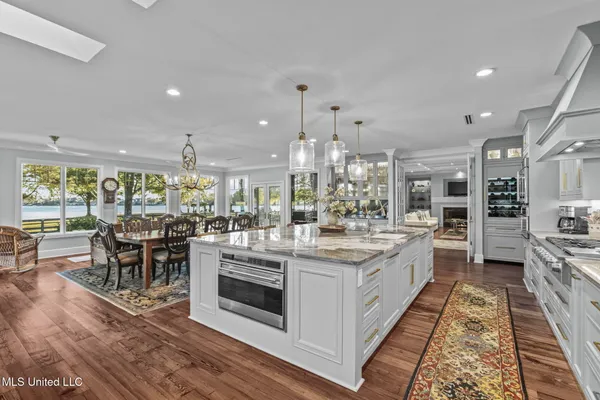 $1,499,999 | 108 Cove Lane, Madison, MS 39110