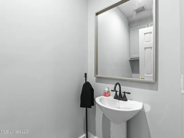 $1,499,999 | 108 Cove Lane, Madison, MS 39110