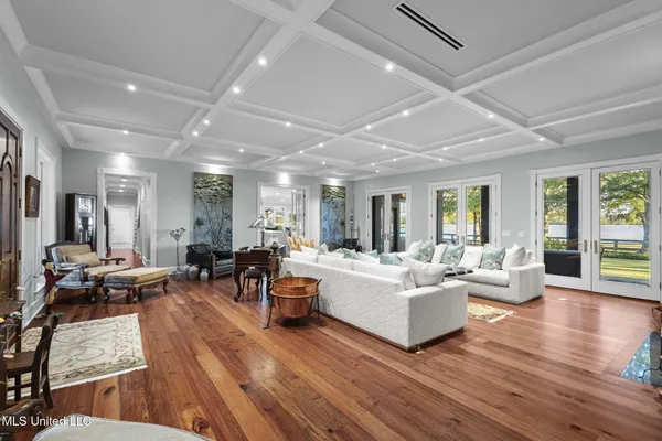 $1,499,999 | 108 Cove Lane, Madison, MS 39110