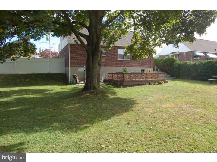 2124 Peters Road Reading, PA 19601 - Photo 5 of 17