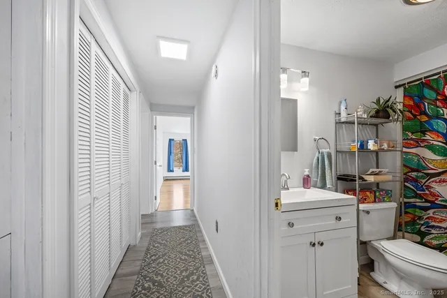 $689,000 | 124 East Street, Wolcott, CT 06716