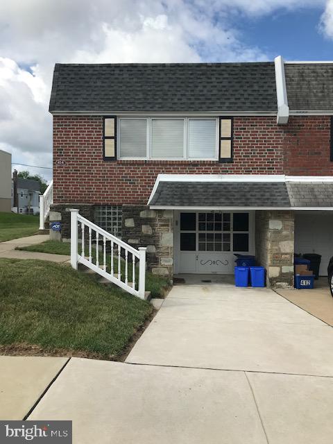 414 Waring Street Philadelphia, PA 19116 - Photo 1 of 2 Gallery Image 1