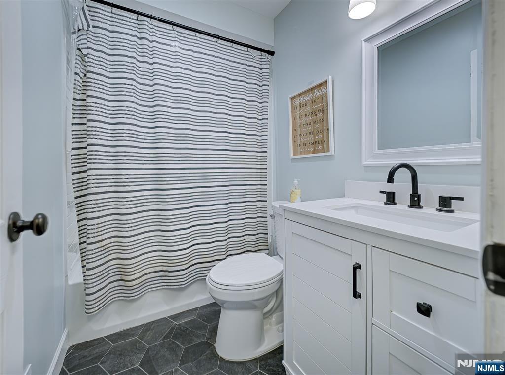 15 Glassboro Road Parsippany, NJ 07054 - Photo 17 of 38
