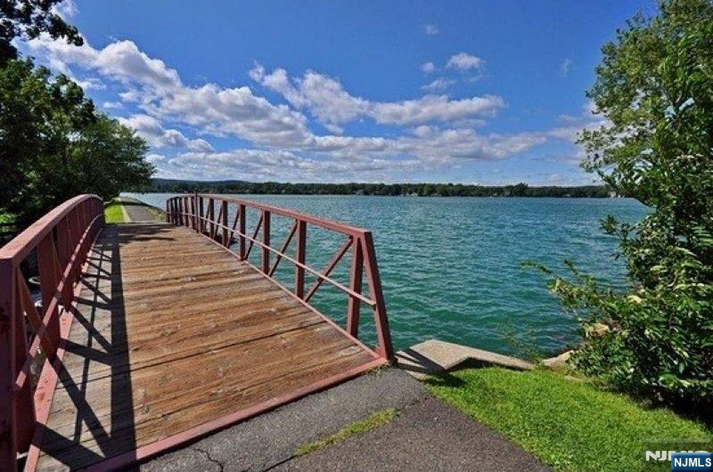 15 Glassboro Road Parsippany, NJ 07054 - Photo 33 of 38