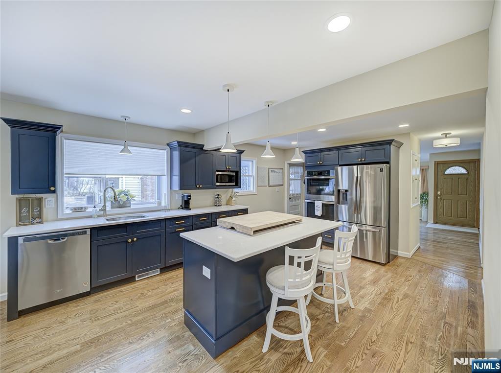 15 Glassboro Road Parsippany, NJ 07054 - Photo 7 of 38